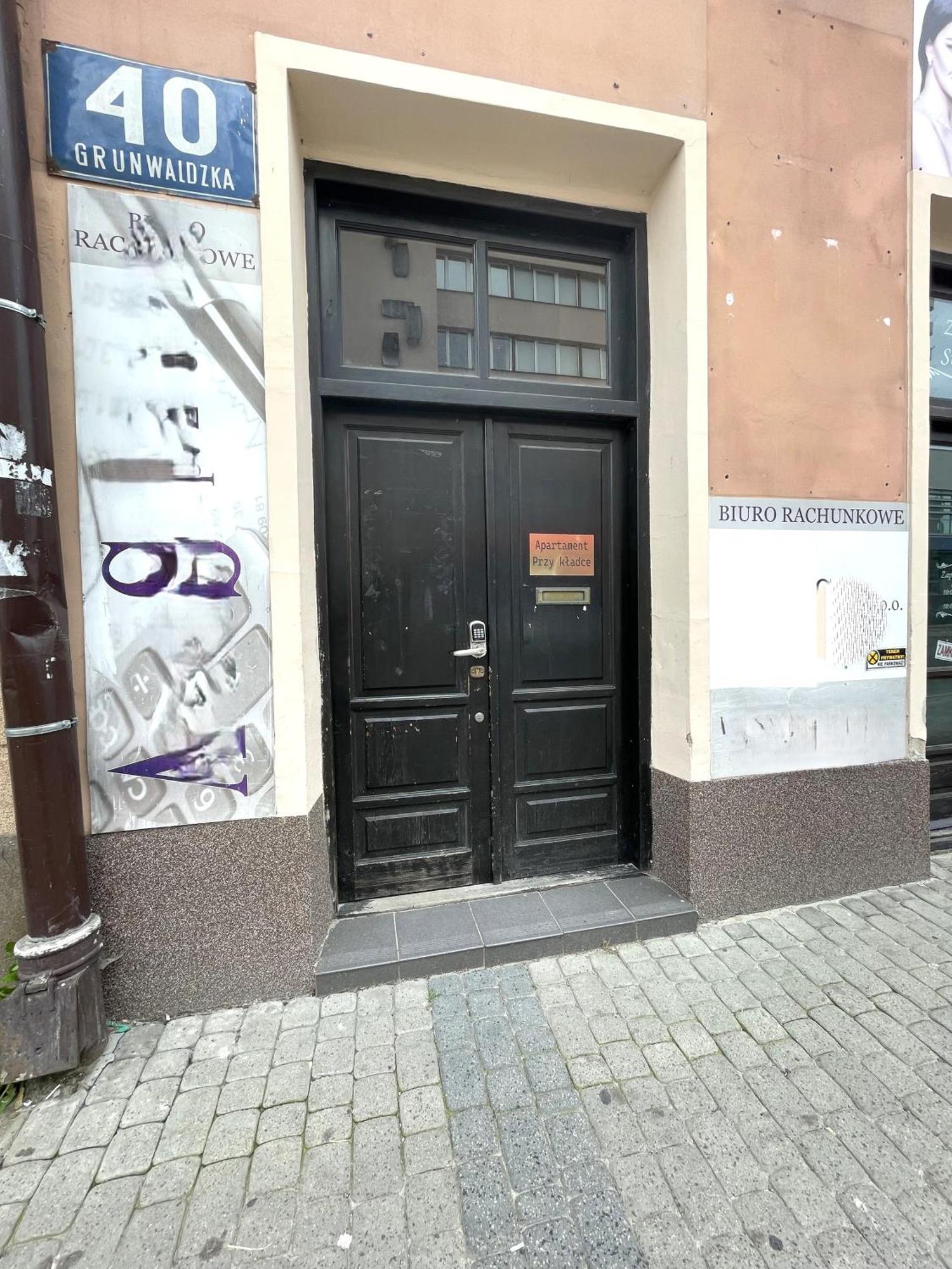 Apartament Przy Kladce Rzeszów Buitenkant foto